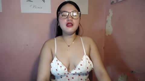 nany online show from January 3, 2025, 7:06 am