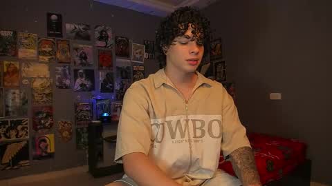 Andres online show from November 10, 2025, 6:18 pm