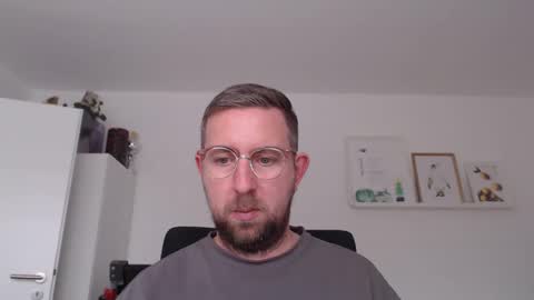 Snapshot of iggi2707 chatting on December 2, 2024, 12:29 pm ner d online show from December 2, 2024, 12:29 pm