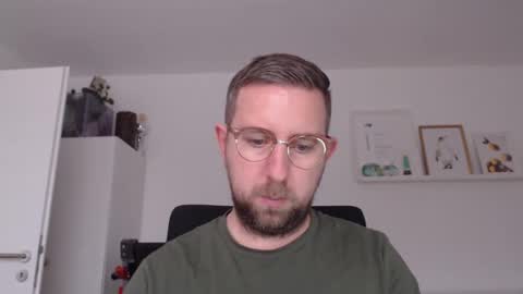 Snapshot of iggi2707 chatting on December 3, 2024, 12:16 pm ner d online show from December 3, 2024, 12:16 pm