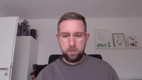 Snapshot of iggi2707 chatting on December 5, 2024, 12:44 pm ner d online show from December 5, 2024, 12:44 pm