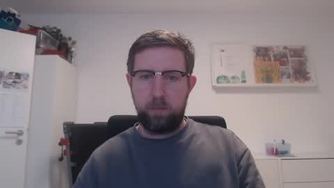 Snapshot of iggi2707 chatting on February 11, 2025, 7:44 am ner d online show from February 11, 2025, 7:44 am