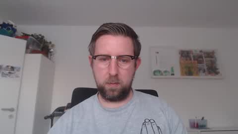 Snapshot of iggi2707 chatting on March 3, 2025, 4:35 pm ner d online show from March 3, 2025, 4:35 pm