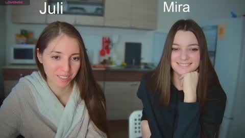 Julia and Mira online show from February 24, 2025, 1:42 pm