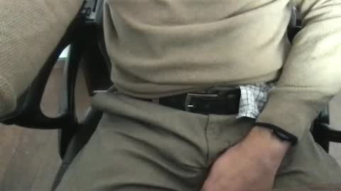 Snapshot of ikeresba chatting on December 17, 2024, 12:33 pm ikeresba online show from December 17, 2024, 12:33 pm