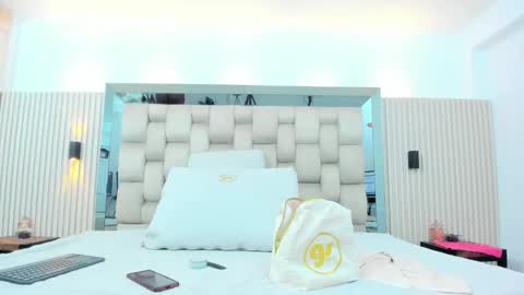 Snapshot of ikia_lopez chatting on December 22, 2025, 7:33 pm ikia lopez online show from December 22, 2025, 7:33 pm