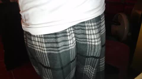 Snapshot of im_dave21 chatting on October 25, 2025, 2:02 pm im_dave21 online show from October 25, 2025, 2:02 pm