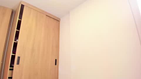 Luna online show from December 4, 2024, 12:41 am