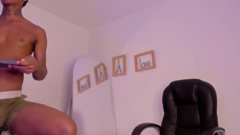 oleider dont forget your thumbs up online show from February 27, 2026, 4:56 am