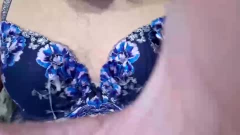 Snapshot of imabigolperv chatting on January 28, 2025, 1:50 am imabigolperv online show from January 28, 2025, 1:50 am