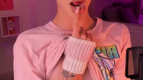 Damiano online show from September 18, 2025, 6:43 pm