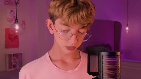 Damiano online show from September 26, 2025, 7:29 pm