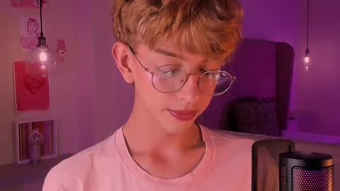 Damiano online show from October 3, 2025, 8:39 pm