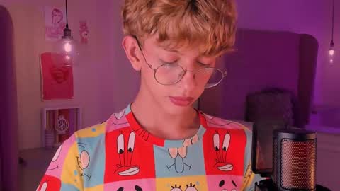 Damiano online show from October 19, 2025, 9:15 pm