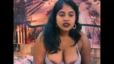 Snapshot of indiandiva27 chatting on February 25, 2026, 6:01 am indiandiva27 online show from February 25, 2026, 6:01 am