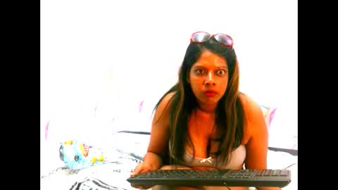 Snapshot of indianfoxy694u chatting on November 28, 2025, 7:05 pm Aisha online show from November 28, 2025, 7:05 pm