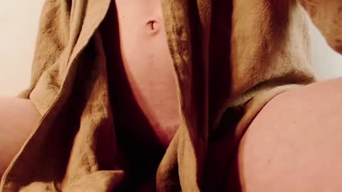 Snapshot of ingret_sunshine chatting on December 11, 2024, 10:47 am Ingret online show from December 11, 2024, 10:47 am