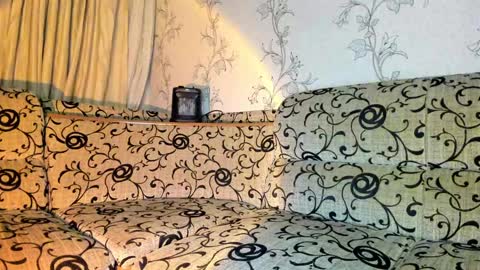 Snapshot of insanelysweet chatting on December 26, 2024, 5:40 pm insanelysweet online show from December 26, 2024, 5:40 pm