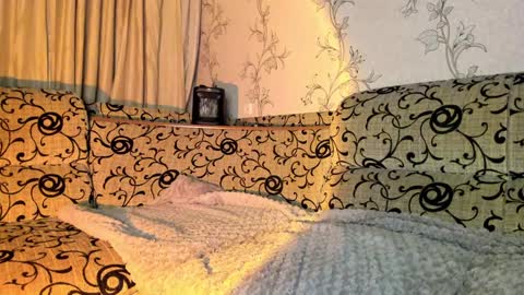 Snapshot of insanelysweet chatting on January 22, 2025, 6:20 pm insanelysweet online show from January 22, 2025, 6:20 pm