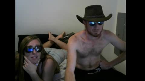 Snapshot of intcouple24 chatting on September 13, 2025, 6:02 am intcouple24 online show from September 13, 2025, 6:02 am