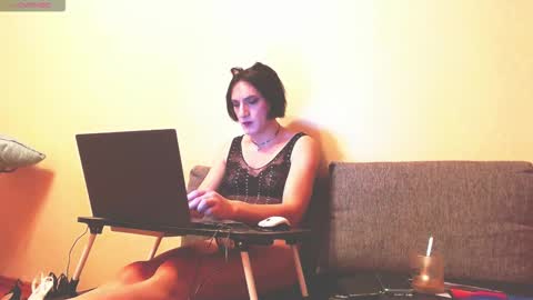 IrenmodelTrans online show from November 27, 2025, 5:37 pm