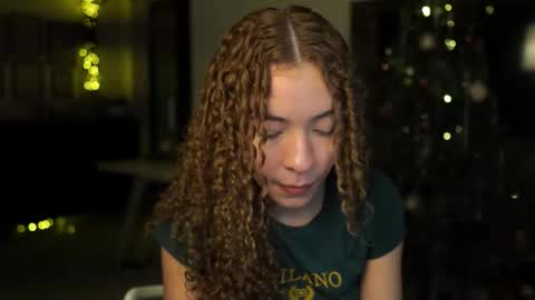 isa_____ online show from December 16, 2025, 12:59 am