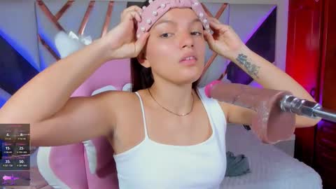 isa_kolins online show from March 1, 2026, 12:51 pm