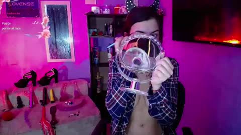 Snapshot of isisrousexx chatting on November 11, 2025, 2:55 am isisrousexx online show from November 11, 2025, 2:55 am