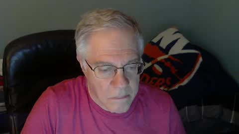 Snapshot of islesman22 chatting on October 2, 2025, 1:34 am islesman22 online show from October 2, 2025, 1:34 am