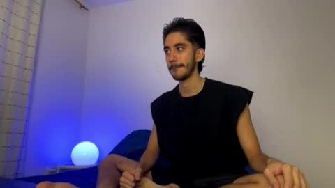 Snapshot of itsmartin_ chatting on February 12, 2026, 12:11 pm itsmartin_ online show from February 12, 2026, 12:11 pm