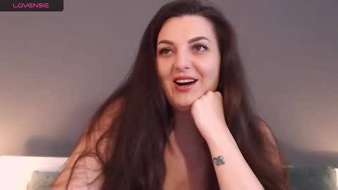 Melissa Khaan online show from February 24, 2026, 7:06 am