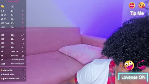 Snapshot of ivvi01 chatting on December 10, 2024, 5:39 am IVVY online show from December 10, 2024, 5:39 am