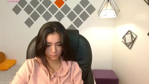  IVY online show from December 22, 2024, 1:44 pm