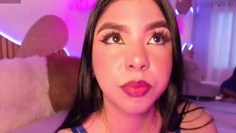  Jade Bonnet online show from December 2, 2025, 12:10 pm