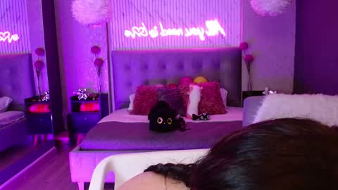 JADE online show from February 28, 2026, 8:54 pm