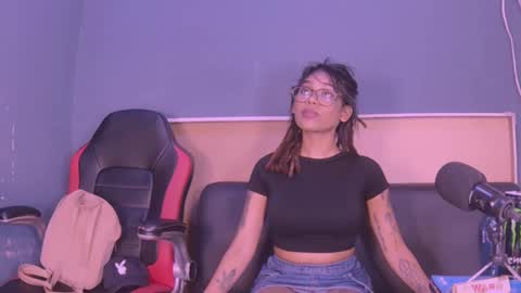 jamaicanbabex online show from December 11, 2024, 1:17 pm