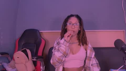 jamaicanbabex online show from December 19, 2024, 10:13 am