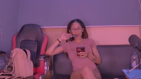 jamaicanbabex online show from December 23, 2024, 1:13 pm