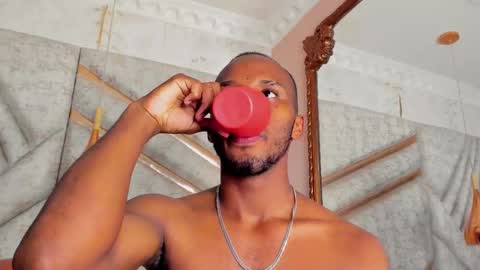 Snapshot of jamesparck chatting on March 1, 2025, 6:11 pm James online show from March 1, 2025, 6:11 pm