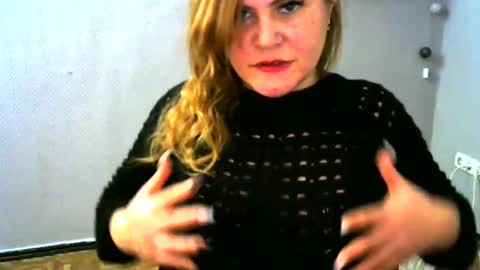 janaloveli online show from January 8, 2025, 7:45 pm