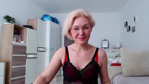 Snapshot of jasmin18v chatting on February 15, 2026, 12:58 pm Jasmin room for people 40 online show from February 15, 2026, 12:58 pm