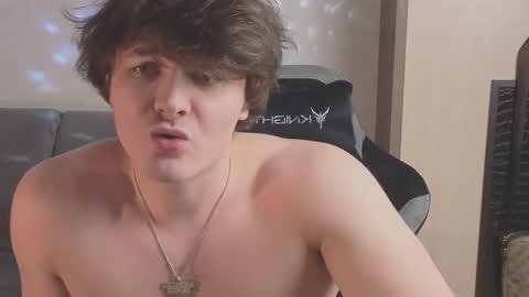 Snapshot of jastinpet chatting on February 3, 2026, 11:54 pm jastinpet online show from February 3, 2026, 11:54 pm