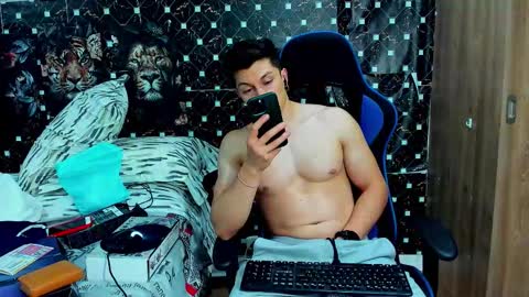 Snapshot of javiersexymann chatting on February 23, 2026, 6:22 am Javier online show from February 23, 2026, 6:22 am