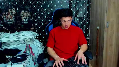 Snapshot of javiersexymann chatting on February 23, 2026, 10:51 pm Javier online show from February 23, 2026, 10:51 pm