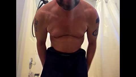 Snapshot of jaysurguy chatting on November 17, 2025, 2:01 pm jaysurguy online show from November 17, 2025, 2:01 pm