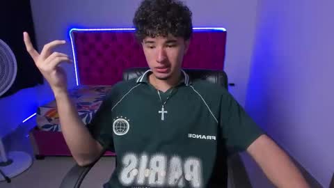 jean_burns online show from February 14, 2026, 7:10 pm