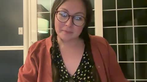 Snapshot of jellybeanin chatting on January 6, 2025, 5:41 am Jelli online show from January 6, 2025, 5:41 am