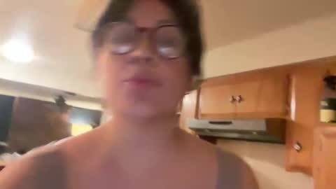 Snapshot of jellybeanin chatting on November 27, 2025, 11:12 am Jelli online show from November 27, 2025, 11:12 am