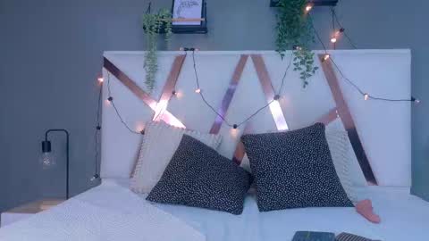 Snapshot of jenacooper__ chatting on February 21, 2026, 3:07 am Jena online show from February 21, 2026, 3:07 am