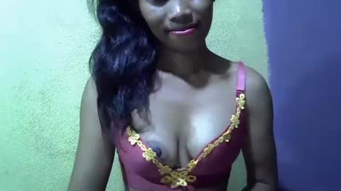 Jennie online show from November 4, 2025, 4:00 am